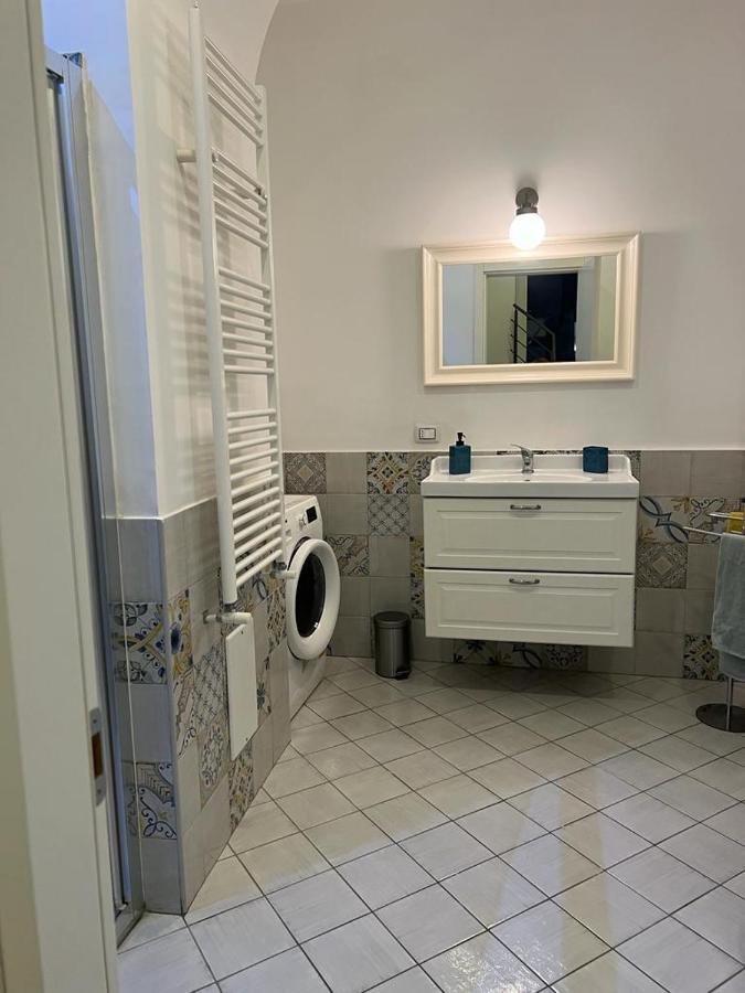 ナポリCasa Gaia A Due Passi Dal Duomoアパートメント エクステリア 写真